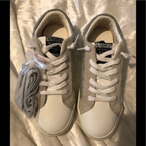 Vintage Havana’s shoes